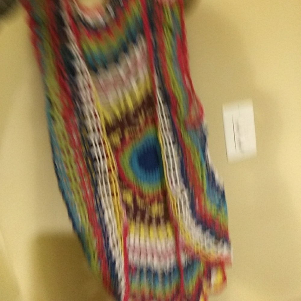 Vest - Picture 3 of 3